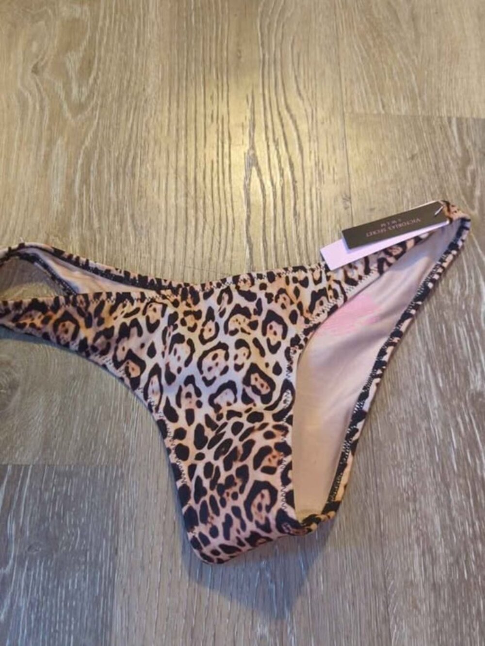 Victoria's Secret Leopard Print Bikini Bottom NWT size small